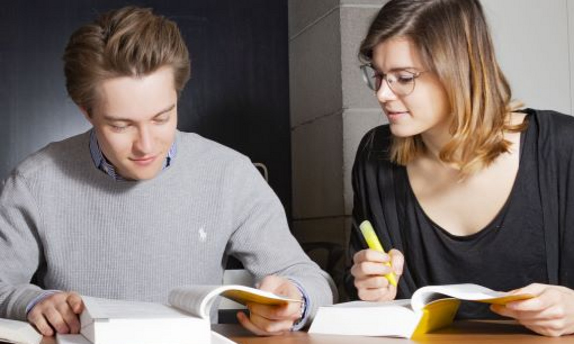 Das neue Bachelorstudium „Wirtschaftsrecht für technische Berufe“ eröffnet ein breites Berufsfeld. Foto: Uni Graz/Mueller