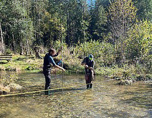 Abflussmessung Etzbach ©Uni Graz/Thomas Wagner
