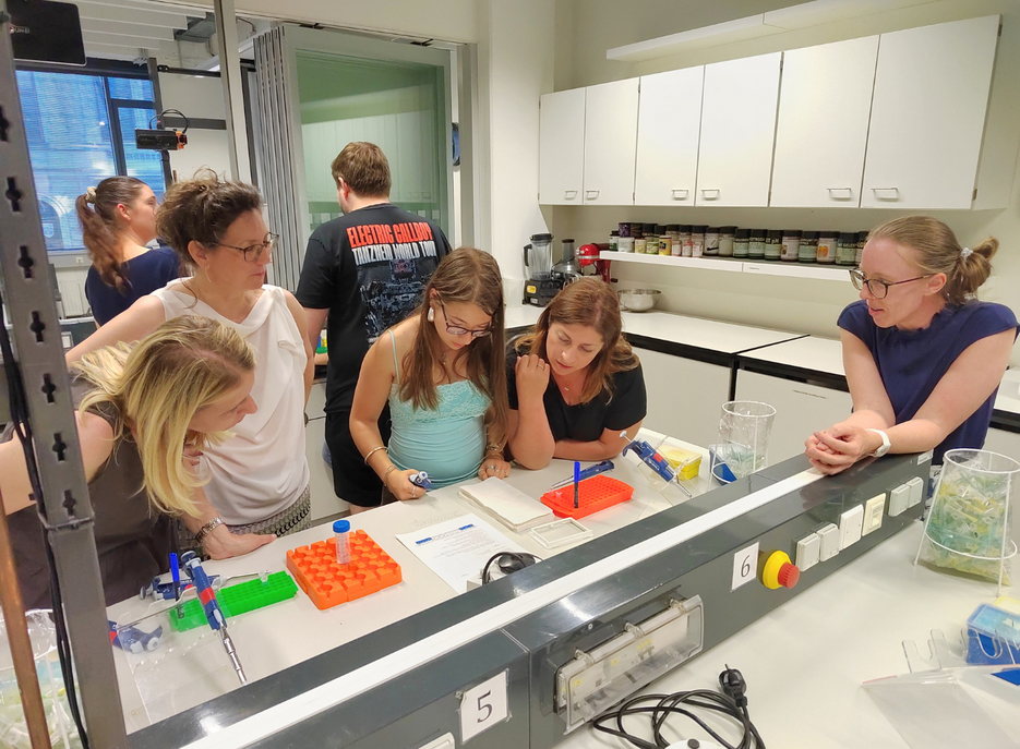 „Hands-on“-Forschung im Offenen Labor Graz | Foto: Uni Graz/Hofbauer 