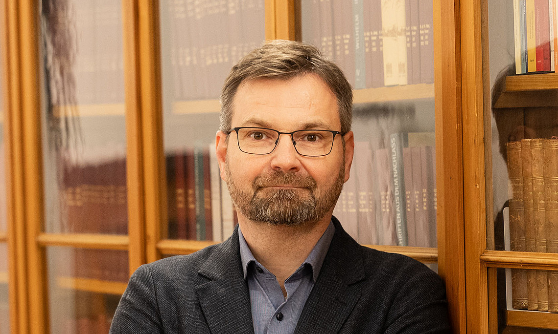 Historian Gerald Lamprecht: “Democracy must be lived and defended permanently.” Photo: ÖAW/Zilberberg. 