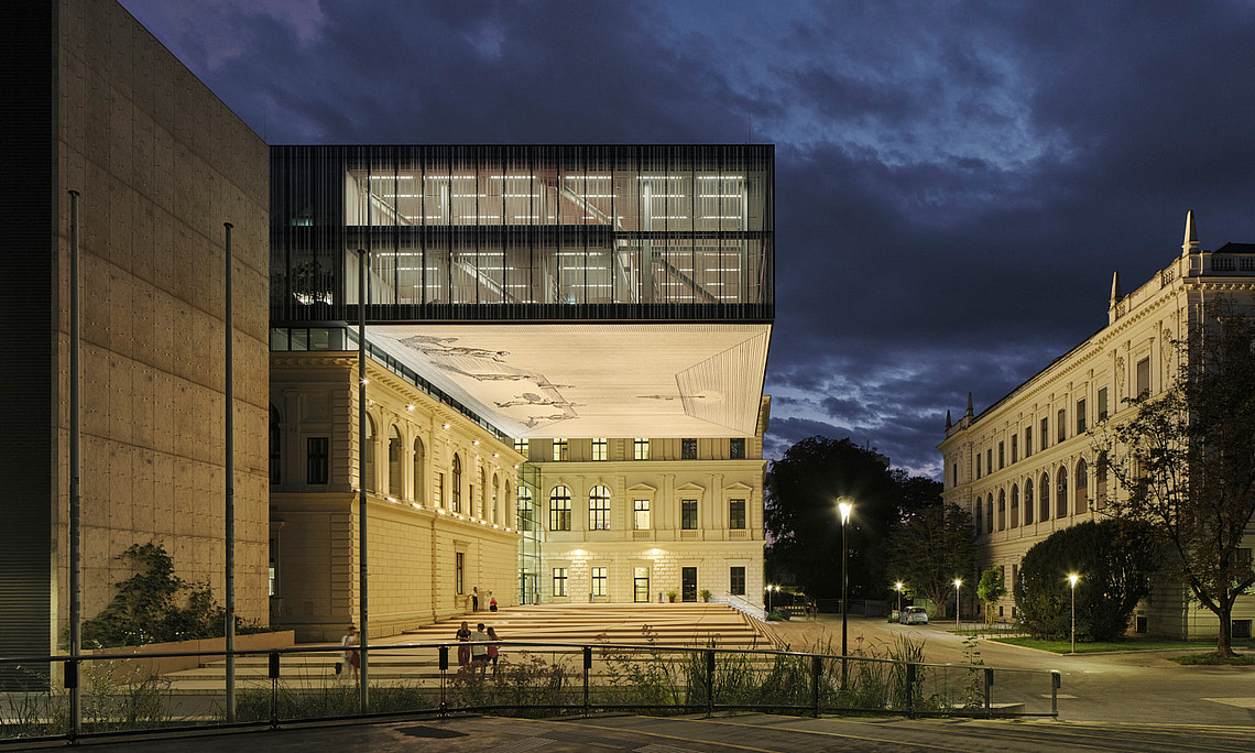 Nach einem Jahr Corona-Pause startet die Lange Nacht der Museen wieder voll durch. Die Uni Graz zeigt erstmals die neue Universitätsbibliothek. Foto: BIG/David Schreyer