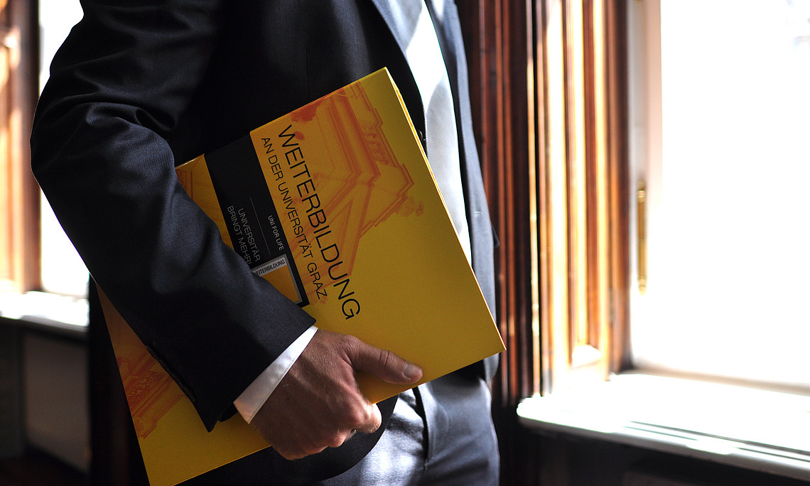 LL.M. Wirtschaftsrecht UNI for LIFE Ordner