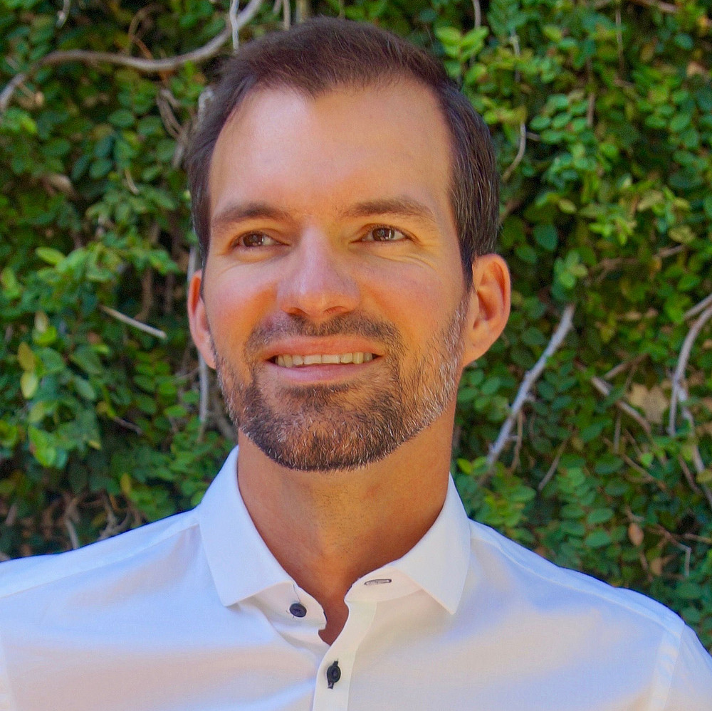 Priv.-Doz. Mag. Mag. Dr.phil. Dominik Gutmeyr-Schnur 