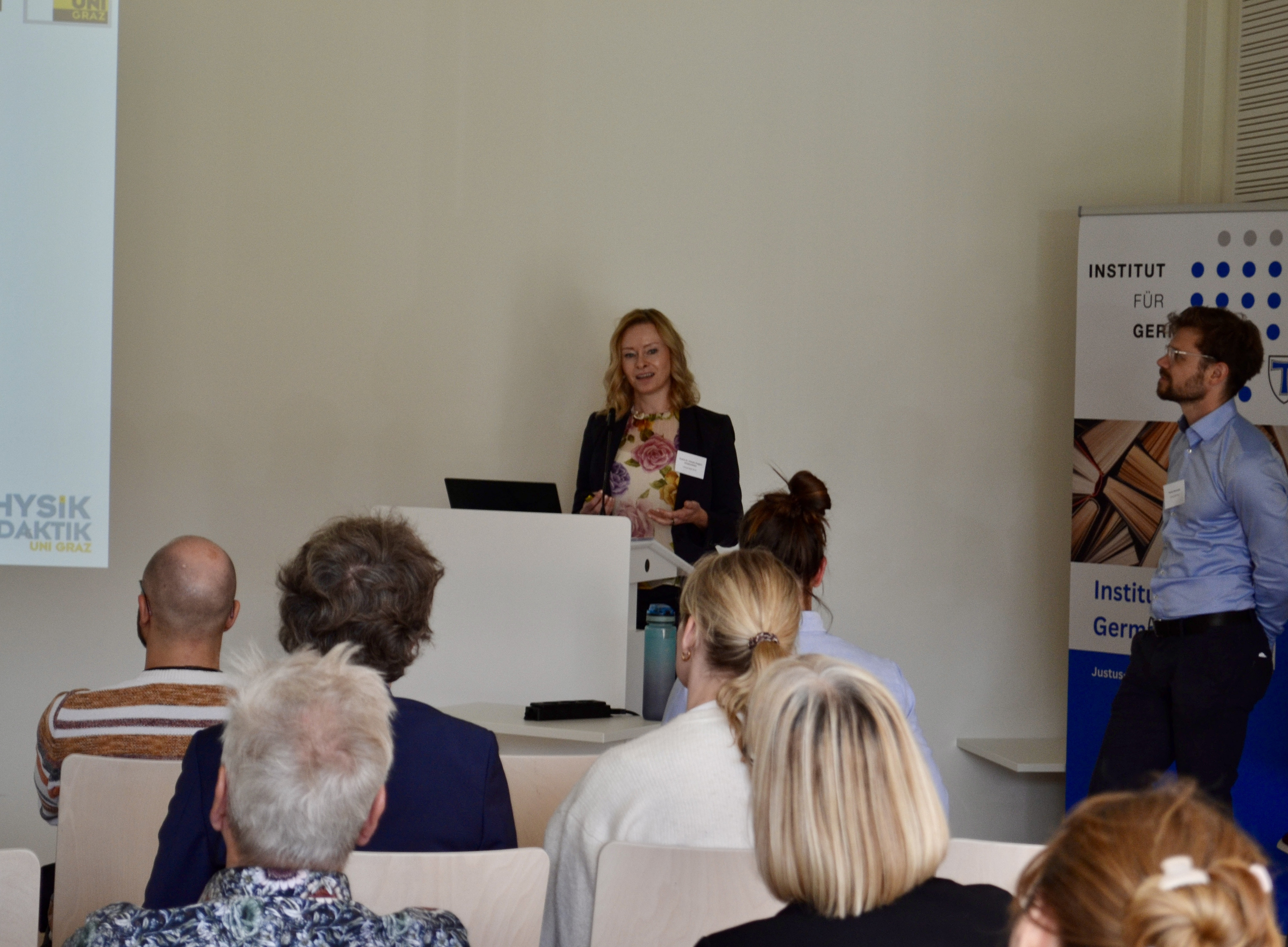 Keynote an der Uni Gießen (Claudia Haagen-Schützenhöfer und Markus Obczovsky) ©Uni Gießen