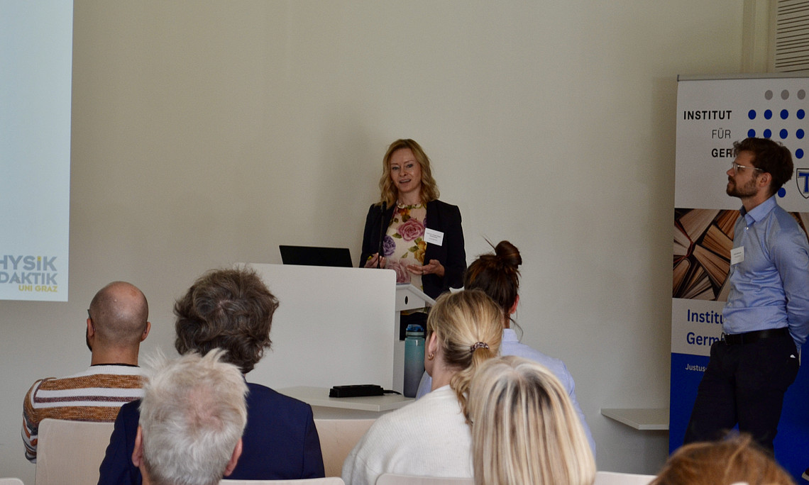 Keynote an der Uni Gießen (Claudia Haagen-Schützenhöfer und Markus Obczovsky)