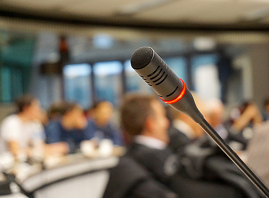 Microphone 