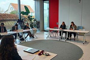 REWI Uni Graz, Moot Court, Alexandra Sameño Daurel and Sophia Urban (left to right) pleading in St. Gallen, (c) Uni Graz/Fischer-Lessiak