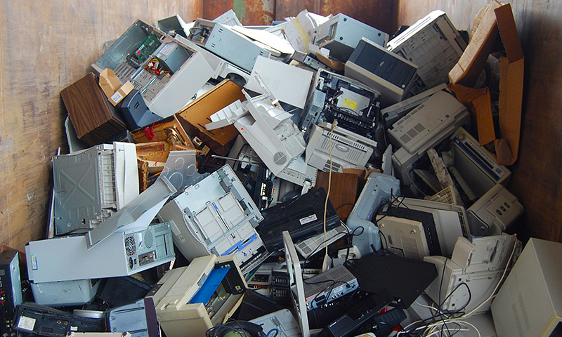 Studierende präsentierten auf der Konferenz die Ergebnisse ihrer Recherchen zu den Nachhaltigkeitsauswirkungen elektronischer Geräte, von der Gewinnung der Rohstoffe bis hin zur Entsorgung. Foto: dokumol/pixabay.com