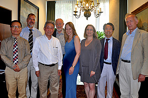 Ik-Sang Kim (Pai Chai University), Christian Schlögl (Uni Graz), Sang Wook Kim (Chungbuk National University), Folker Caroli (Hildesheim), Vizedekanin Katharina Scherke, Ulrike Krawagna (Uni Graz), Do Wan Kim (Pai Chai University), Wolf Rauch (Uni Graz)