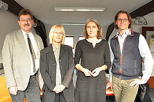 Vizerektor Peter Scherrer, Zeithistorikerin Karin Schmidlechner, Bildungswissenschafterin Annette Sprung und Philosoph Harald Stelzer (v.l.). Foto: Uni Graz/Kastrun. 