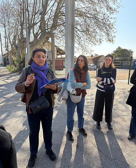 A group of people ©Sami Everett