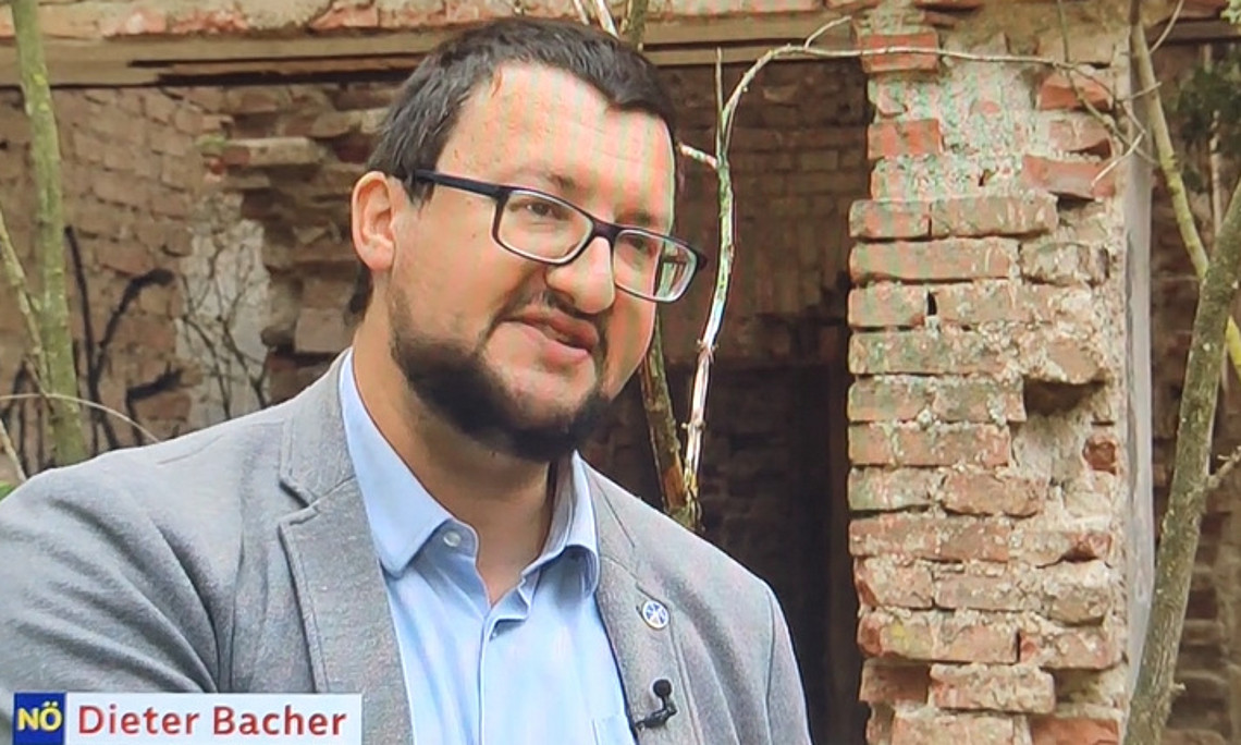 Bacher