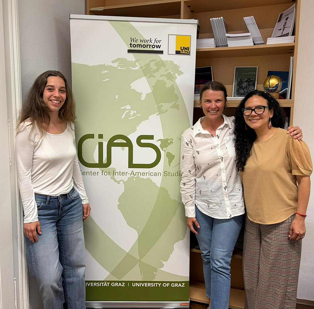 Gruppenfoto mit 3 Frauen ©C.IAS Team