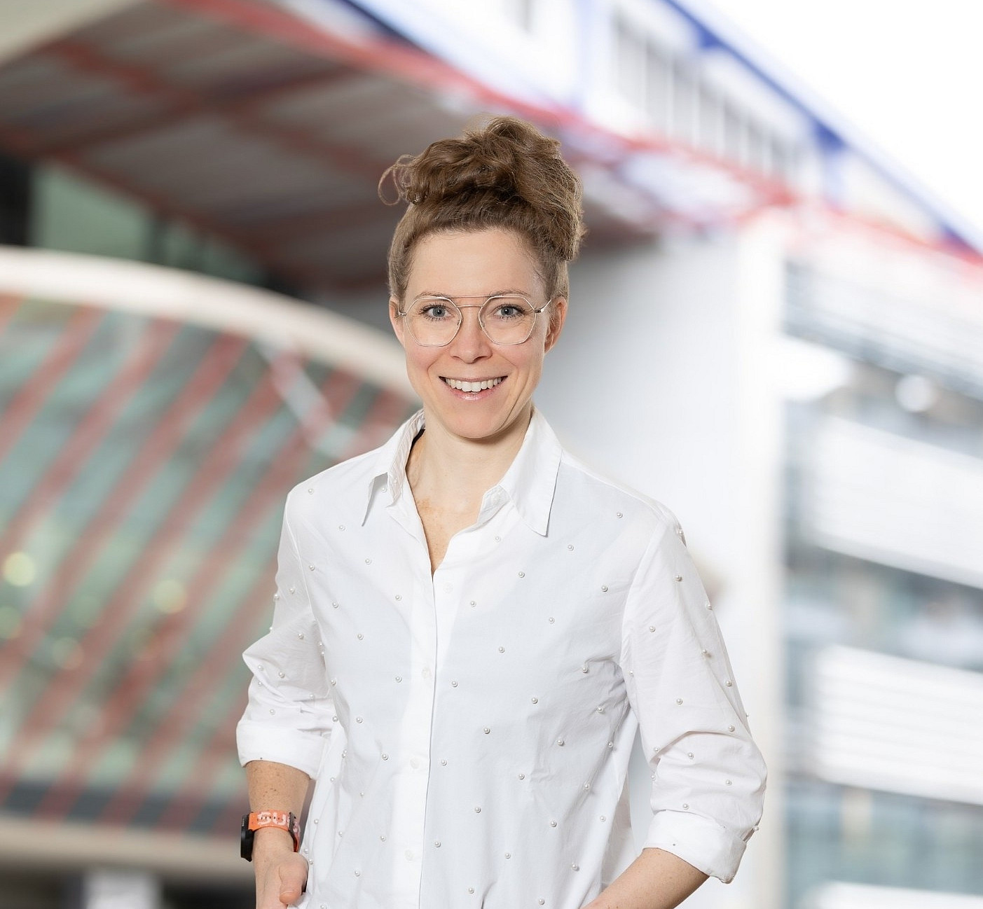 Porträtbild zeigt Dr. Annika Ebert