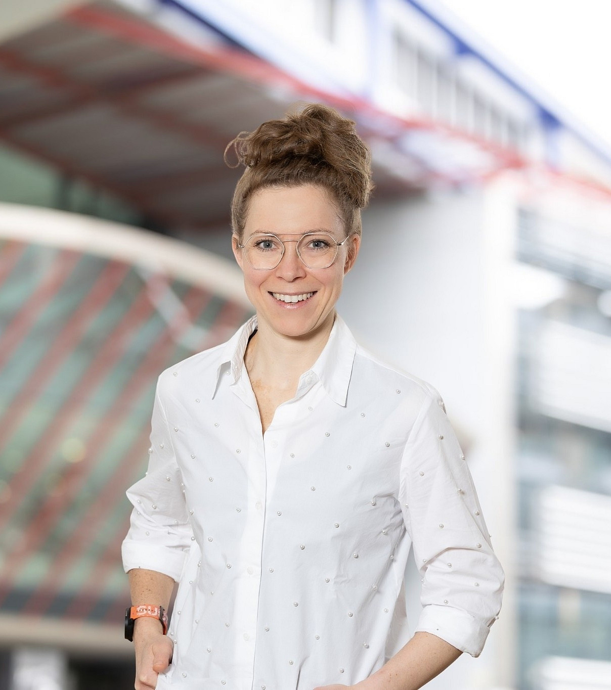 Porträtbild zeigt Dr. Annika Ebert