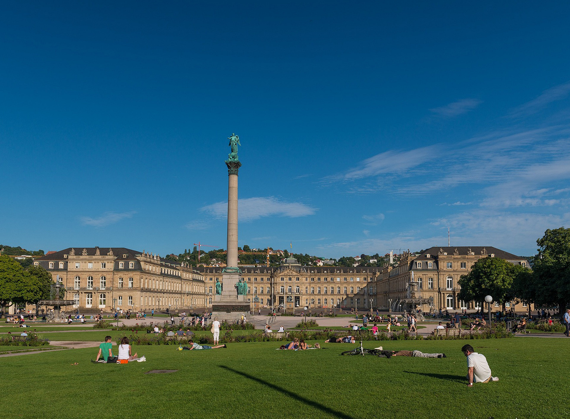 Stuttgart Schlossplatz ©Pixabay