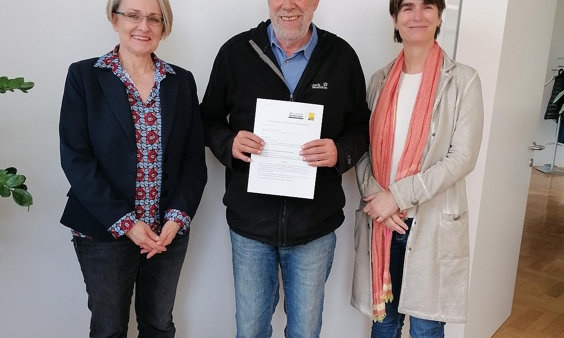 Vertragsunterzeichnung Masterstipendium