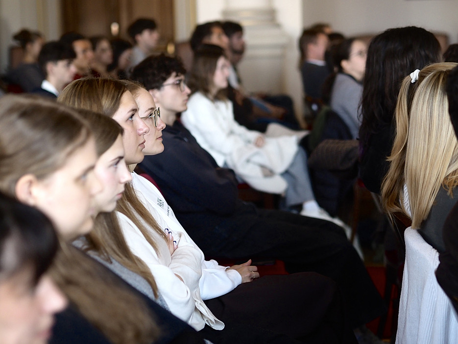 OrientierungsLV 2026_Studierende Aula Uni Graz 