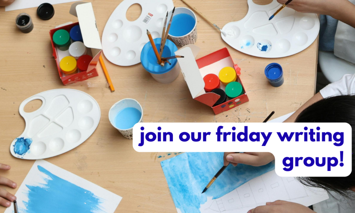 Kreative Arbeit mit Farben auf einem Tisch, Canva-Design
