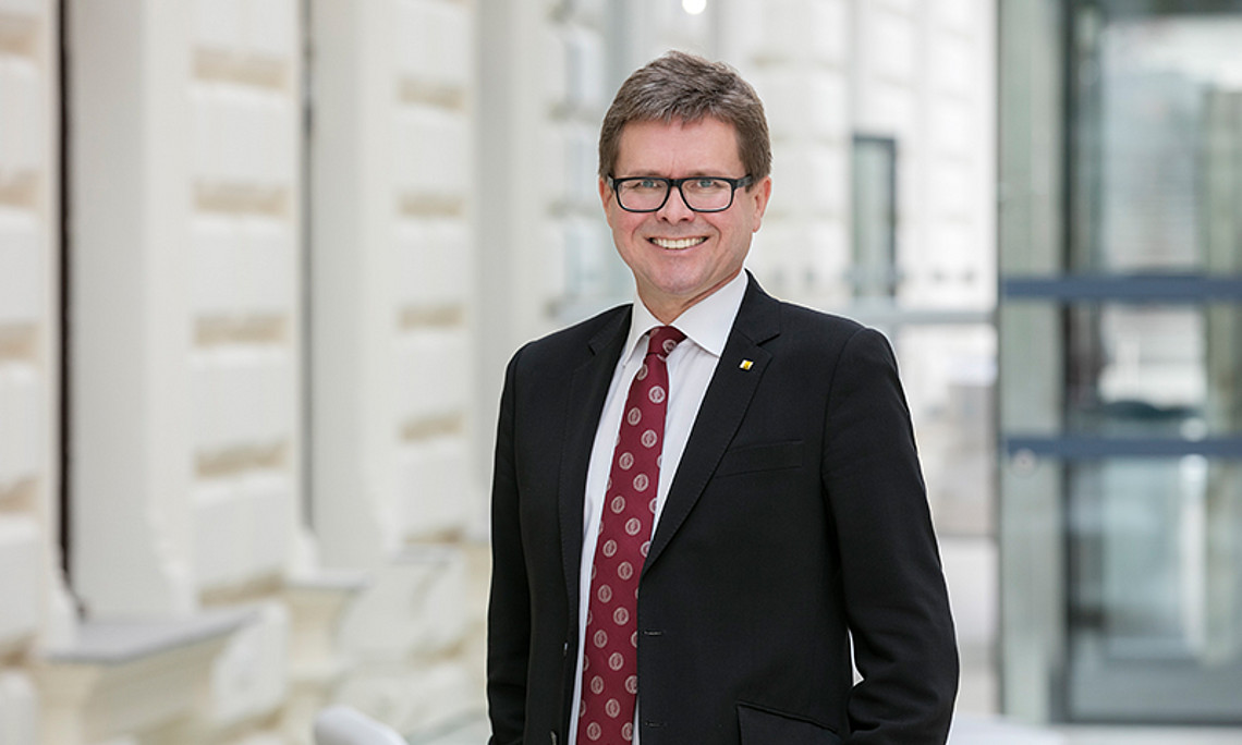 Rektor Martin Polaschek ist als Teil des Rectors' Council für die generelle Strategie sowie für die unmittelbaren und auch langfristigen Ziele der Hochschul-Allianz verantwortlich. Foto: Uni Graz/Eisenberger. 