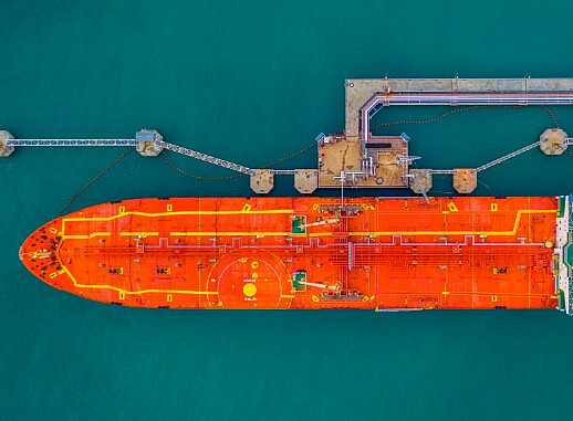 Ölschiff ©(c) Kalyakan/adobestock.com
