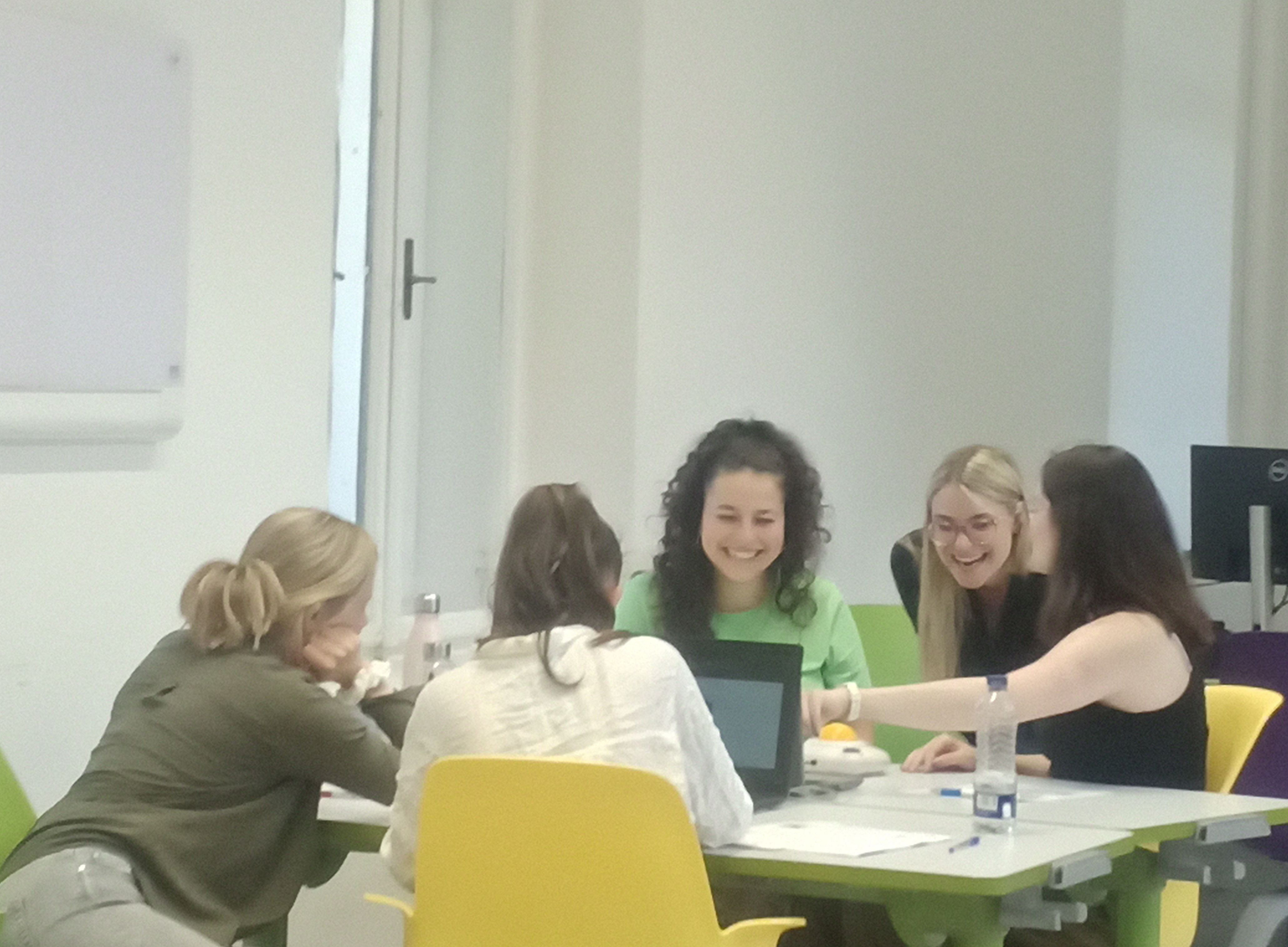 Gruppe der FH Joanneum/Logopädik im Digital Lab for Inclusion CERI ©CERI Zentrum für Empirische Inklusionsforschung Uni Graz