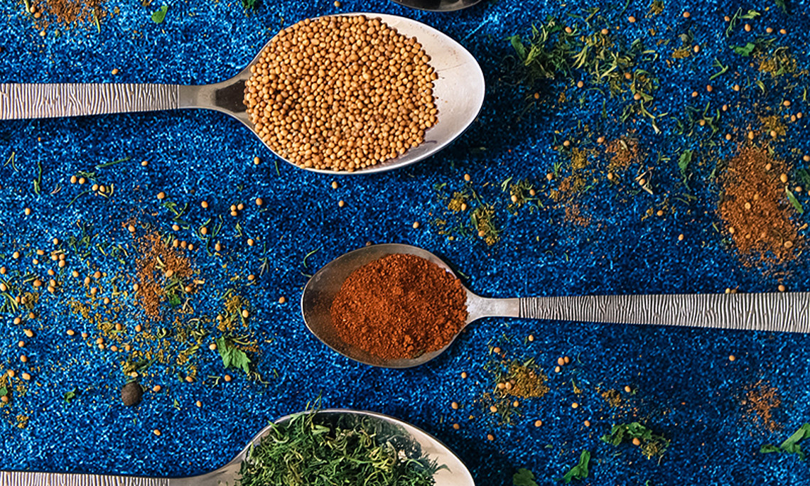 Von scharf bis süß und noch viel weiter reicht die Palette in der Welt der Gewürze. Da könnte man der Gesundheit zu Liebe auch einmal Salz reduzieren. Foto: pexels.com