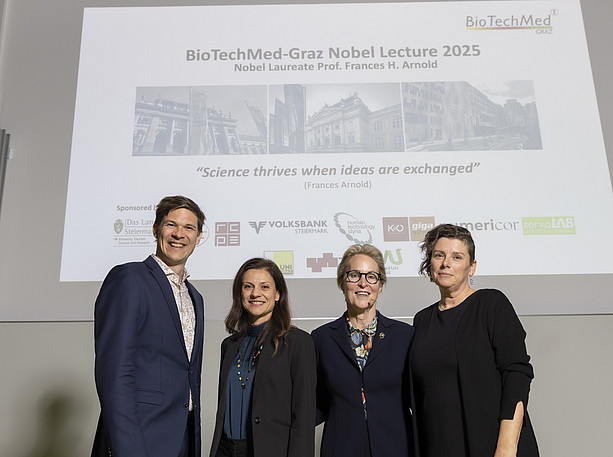 Nobel Lecture 2025 ©© Helmut Lunghammer