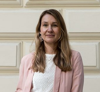 Personenfoto Margit Hasenhüttl