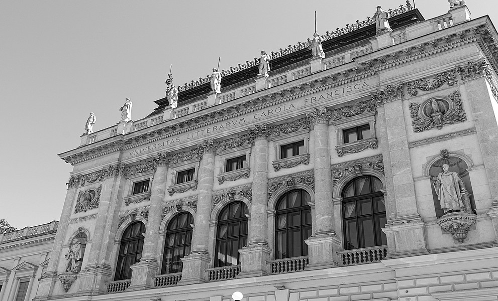 Hauptgebäude