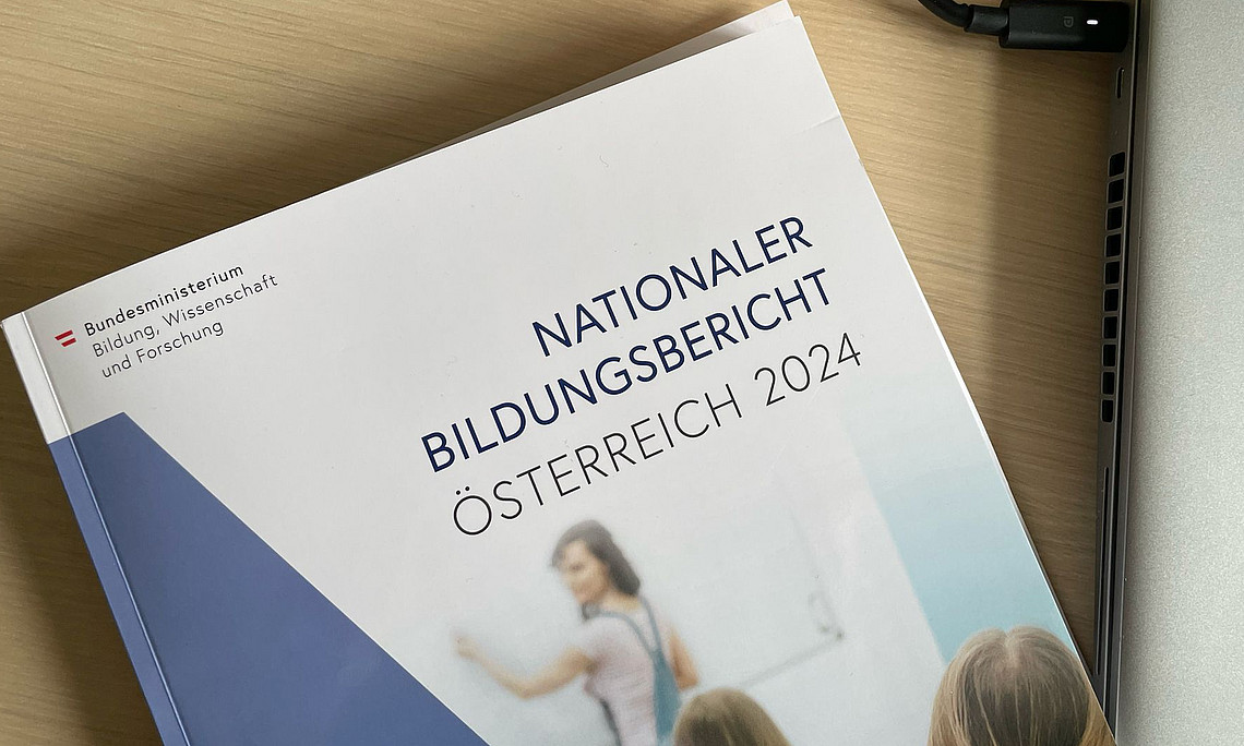 Der Nationale Bildungsbericht 2024 in der gedruckten Ausgabe