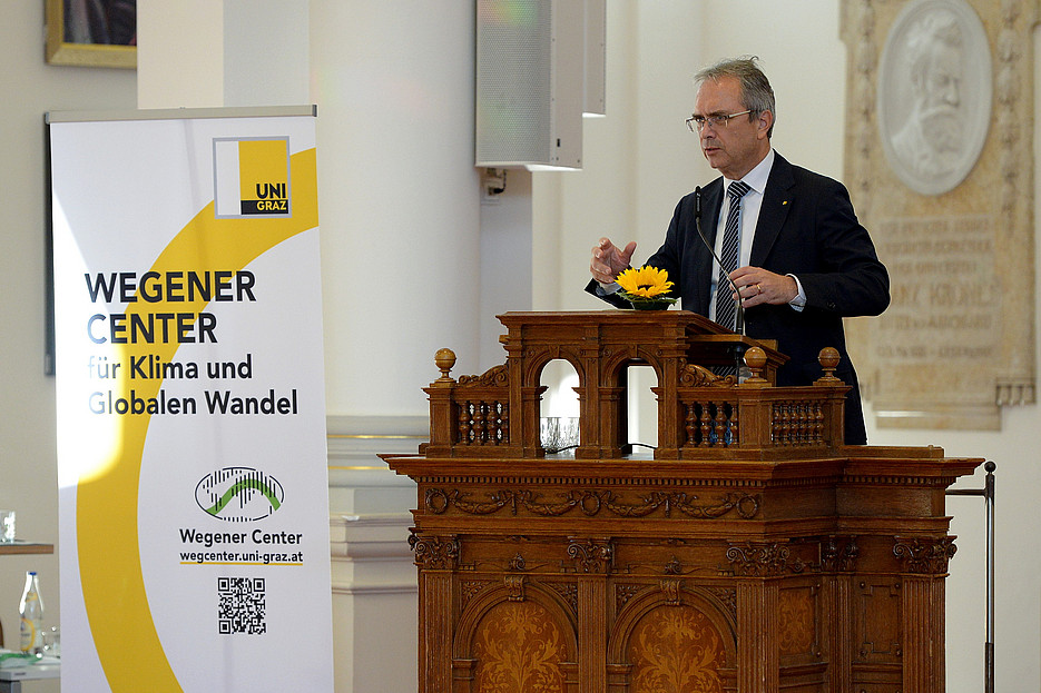 Peter Riedler in der Aula ©Uni Graz/CP-PICTURES 