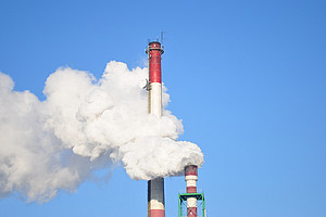 Abgase recyclen: Forscherinnen der Uni Graz haben eine Methode für die Industrie entwickelt, um Kohlendioxid statt Erdöl einzusetzen. Foto: Pixabay