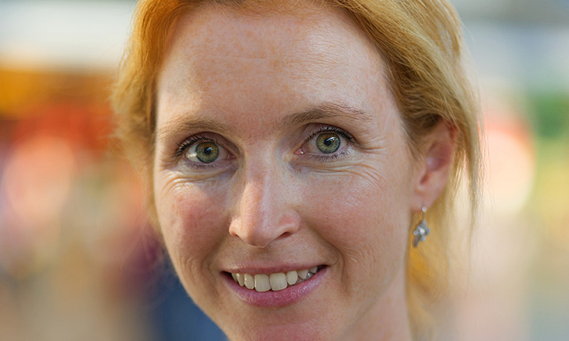 Martina Schmidhuber forscht an der Schnittstelle zwischen Philosophie und Medizin. Foto: Mittermüller