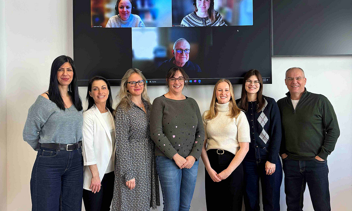 Image of the project consortium: Eva Pölzl-Stefanec, Thomas Moser, Karin van Trijp, Tone R Nilsen, Barbora Loudová Stralczynská, Petra Ristić, Konstantinos Petrogiannis, Eleni Sotiropoulou, Lea Wolf, Silke Vögel