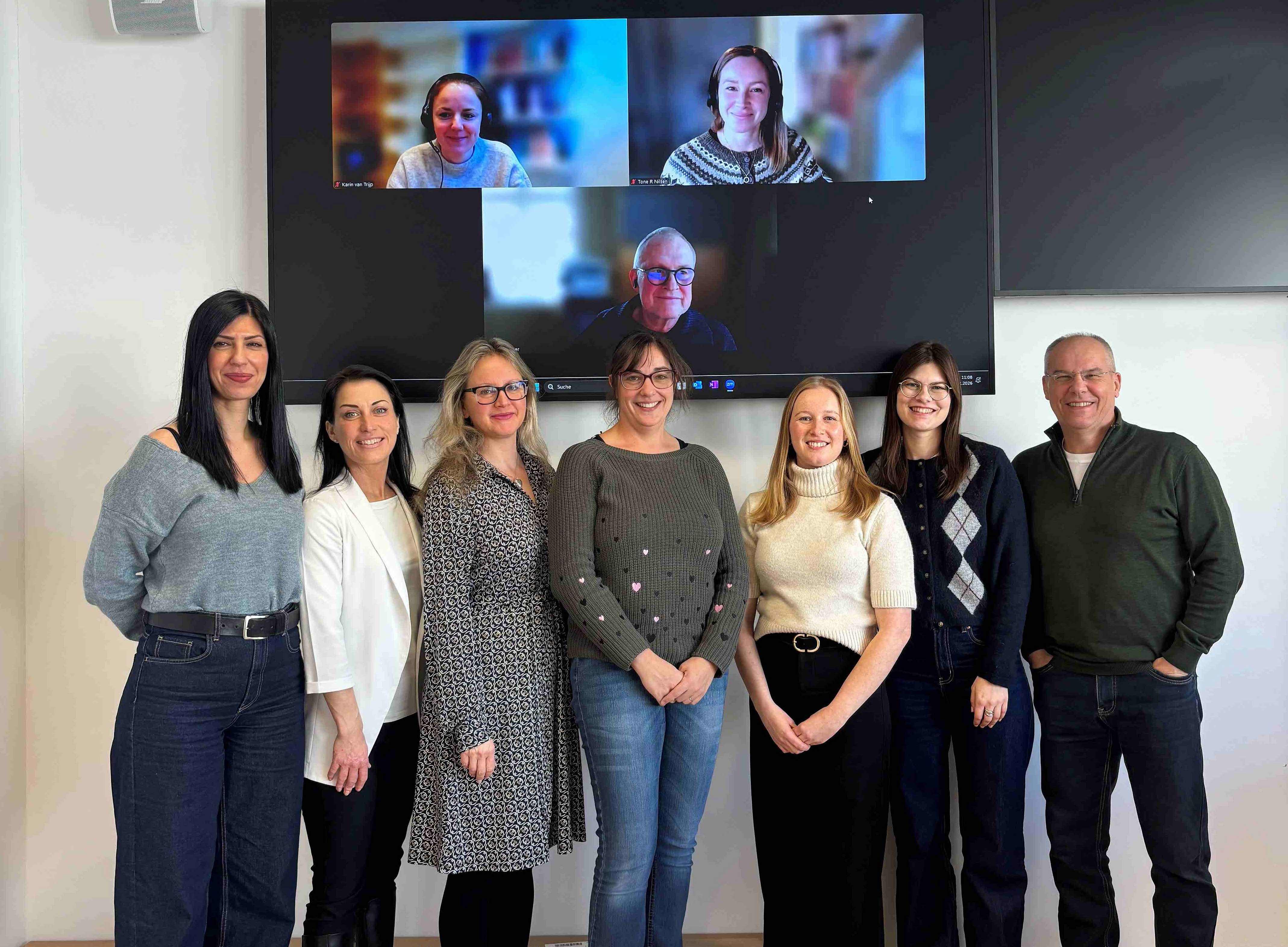 Image of the project consortium: Eva Pölzl-Stefanec, Thomas Moser, Karin van Trijp, Tone R Nilsen, Barbora Loudová Stralczynská, Petra Ristić, Konstantinos Petrogiannis, Eleni Sotiropoulou, Lea Wolf, Silke Vögel ©Lisa Hafen