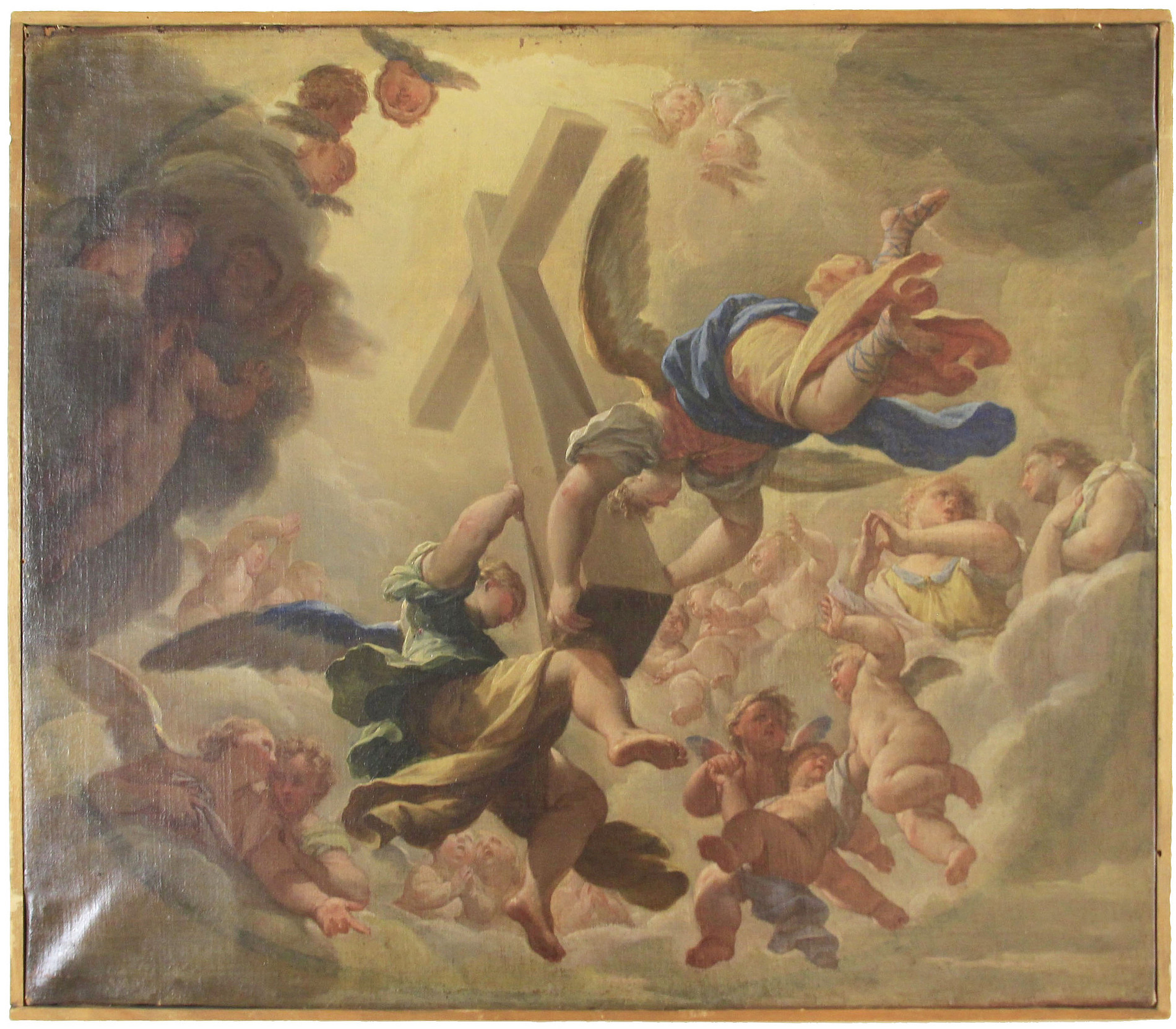 Engel tragen das Heilige Kreuz 