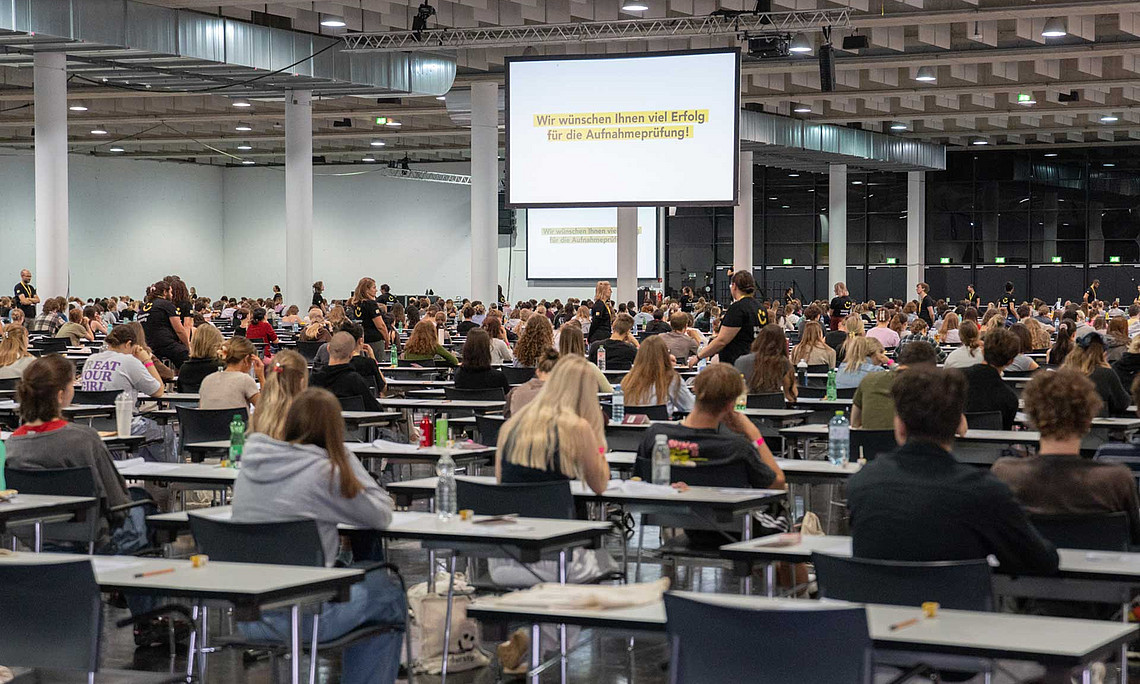 Blick in die Halle 