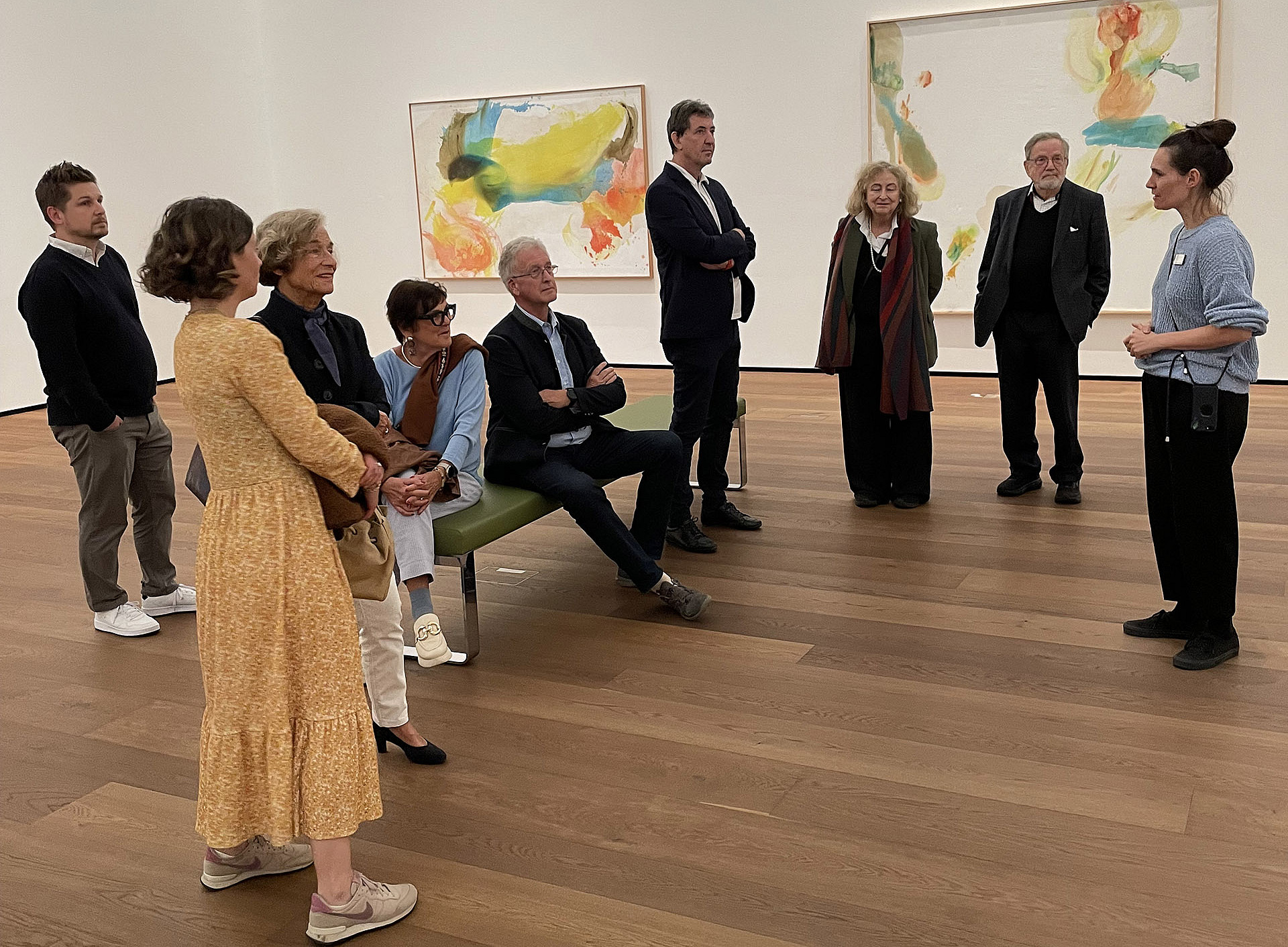 Gruppe von Menschen im Museum ©Manfred Schubert-Zsilavecz