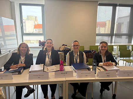 Teilnehmerinnen des Moot Court ©Natascha Gojkovic