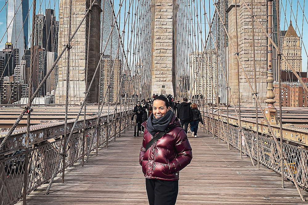 Marie Dücker auf der Brooklyn Bridge, NYC ©privat