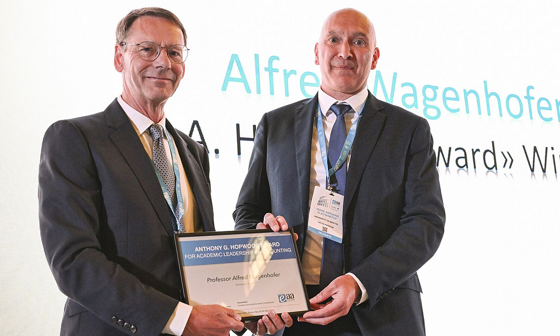 Anthony G. Hopwood Award for Academic Leadership an Prof. Alfred Wagenhofer