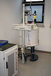 300MHz Spektrometer