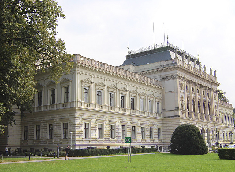 Uni Graz Hauptgebäude