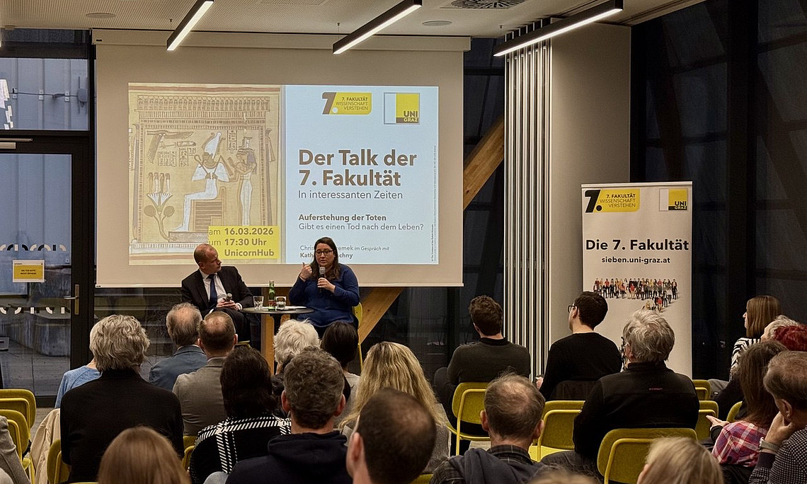 Christoph Bezemek und Katharina Pyschny im Talk.