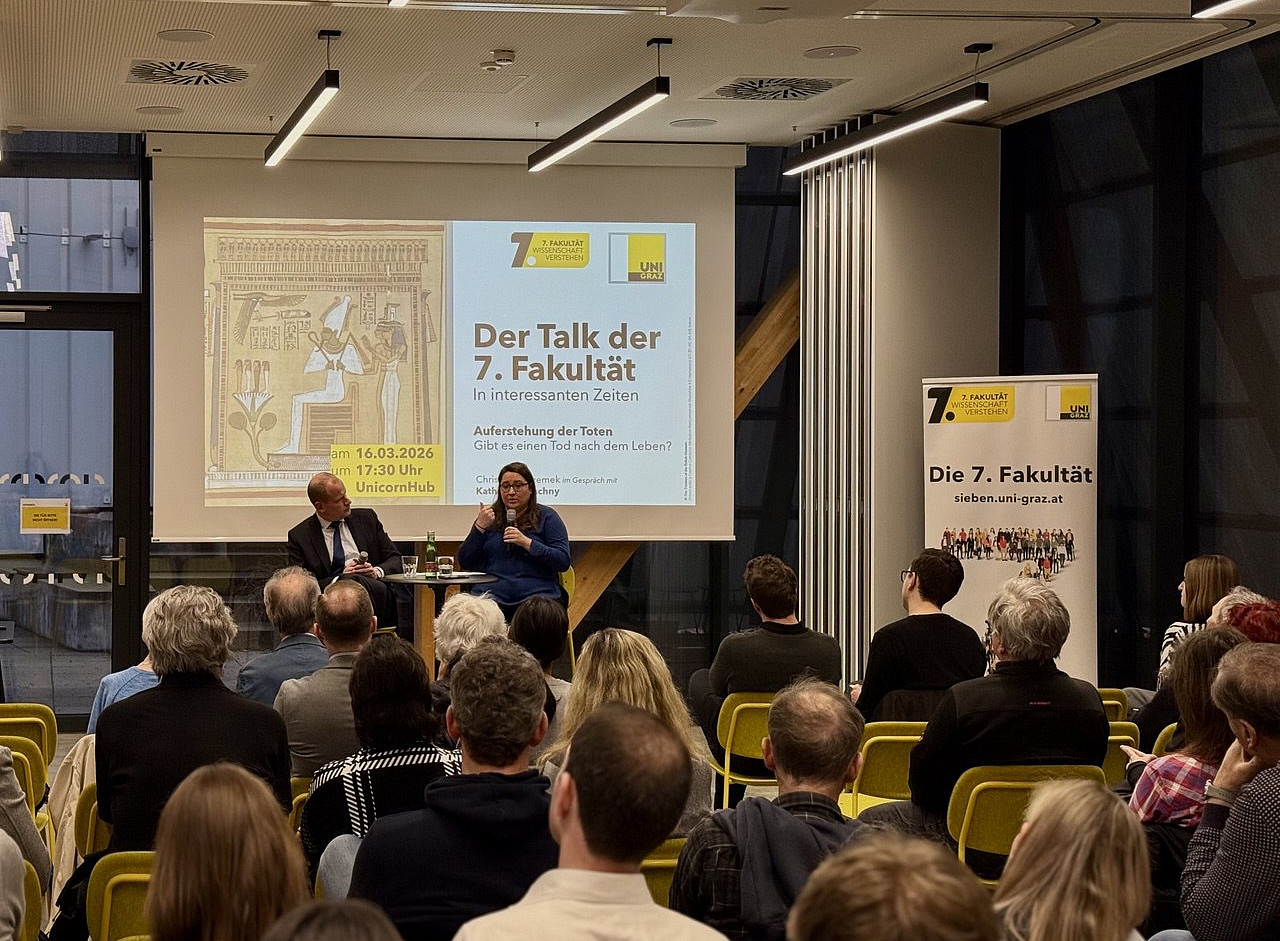 Christoph Bezemek und Katharina Pyschny im Talk. ©Uni Graz/Plattner