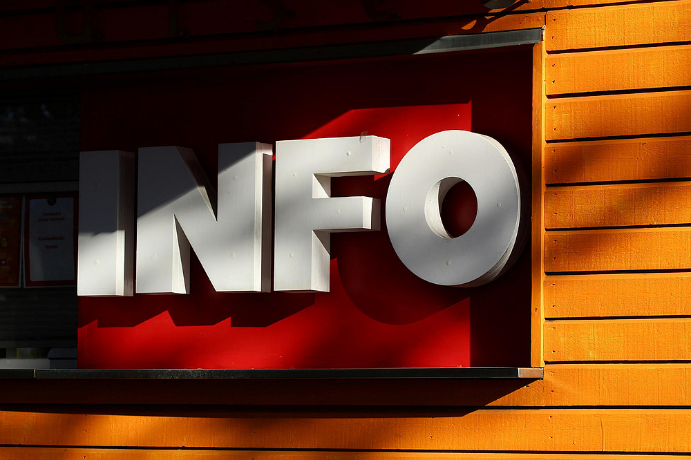 Info {f:if(condition: '', then: '©')}