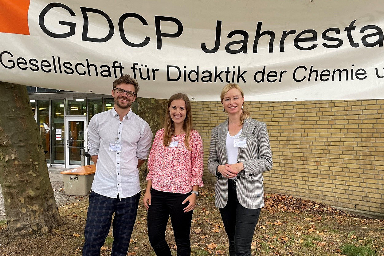 Markus Obczovsky, Melanie Renner und Claudia Haagen-Schützenhöfer (v.l.n.r) in Hamburg 