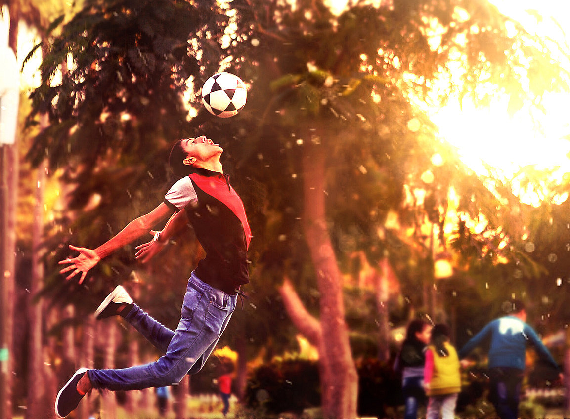 Fußball, Junge; Ball 