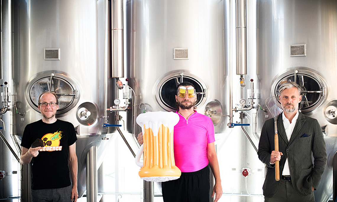 Nach dem ausverkauften Auftritt im Vorjahr gastieren die Science Busters am 2. Oktober 2017 zum zweiten Mal an der Uni Graz – mit ihrem aktuellen Programm „Bierstern, ich dich grüße“. Foto: www.pertramer.at
